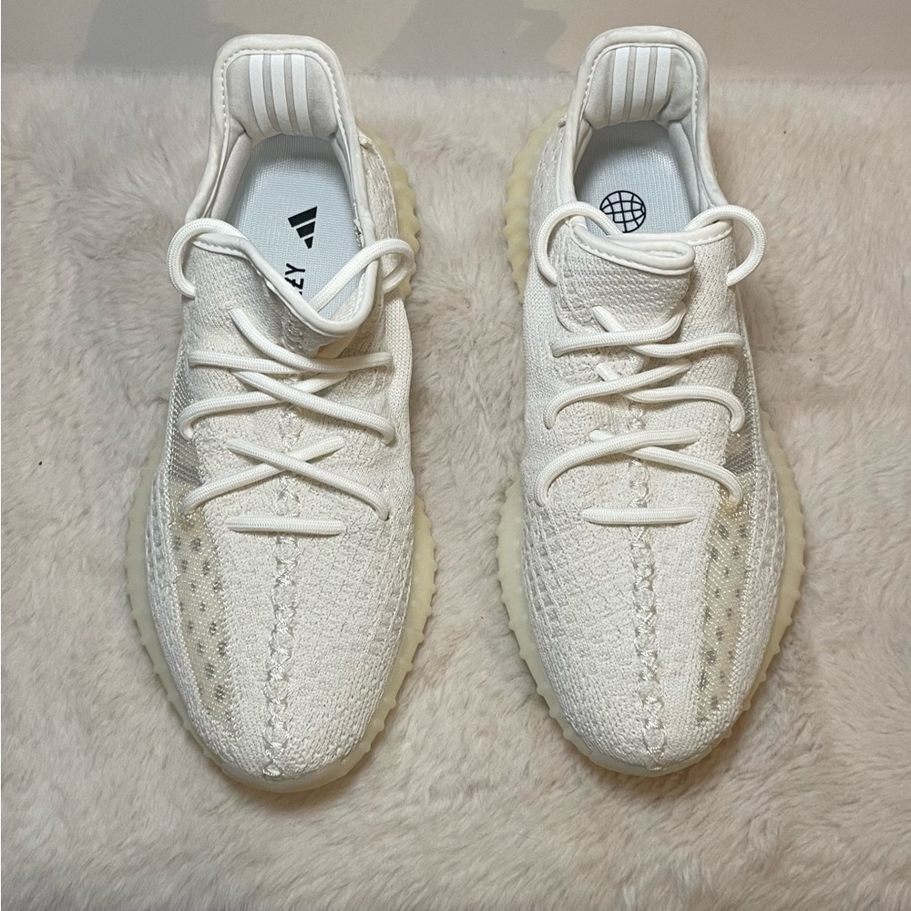 Yeezy Boost 350 V2